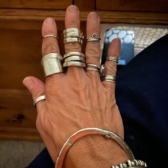 Hand sand casted sterling silver ring set - Picture 6 of 16